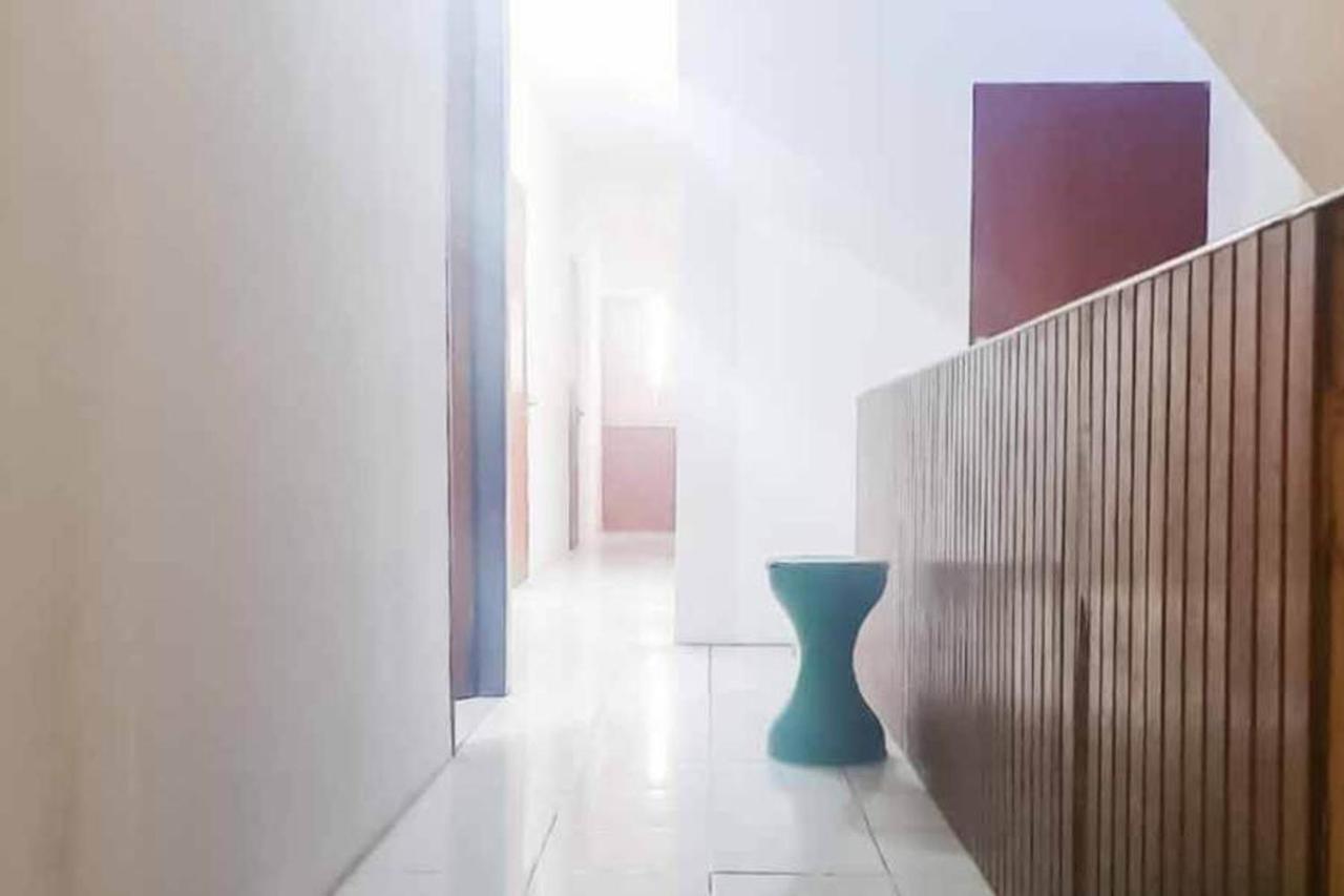Royal Mas Hayam Wuruk Redpartner Jacarta Exterior foto